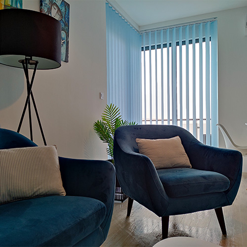 A PE-KI Lux Apartman modern nappalija